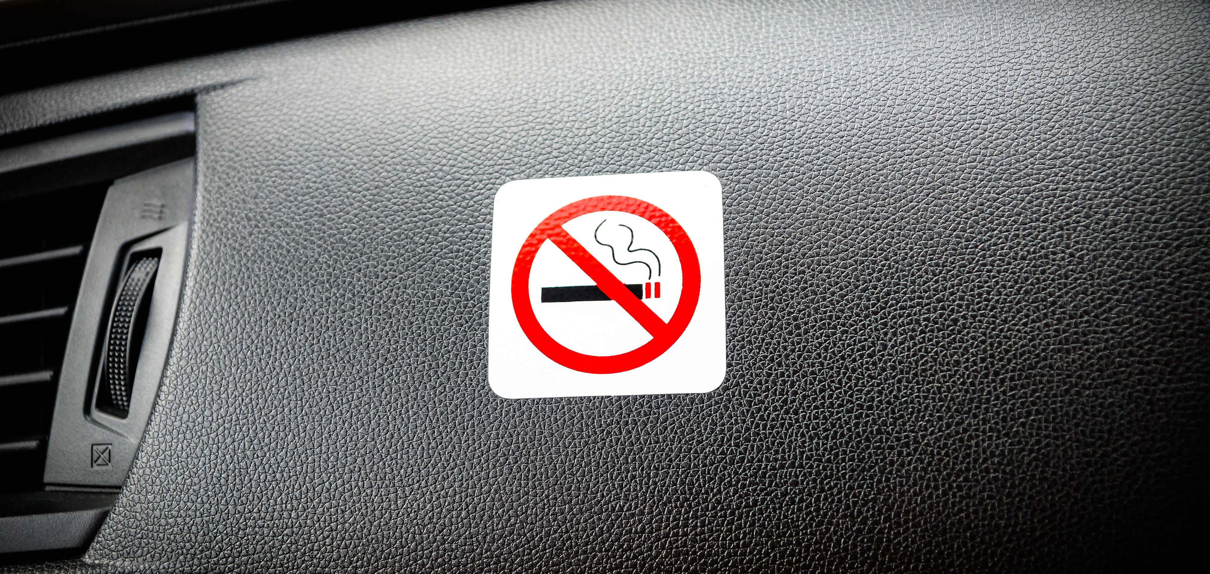 Frische Luft für alle: Warum Rauchen im cambio-Auto ein No-Go ist